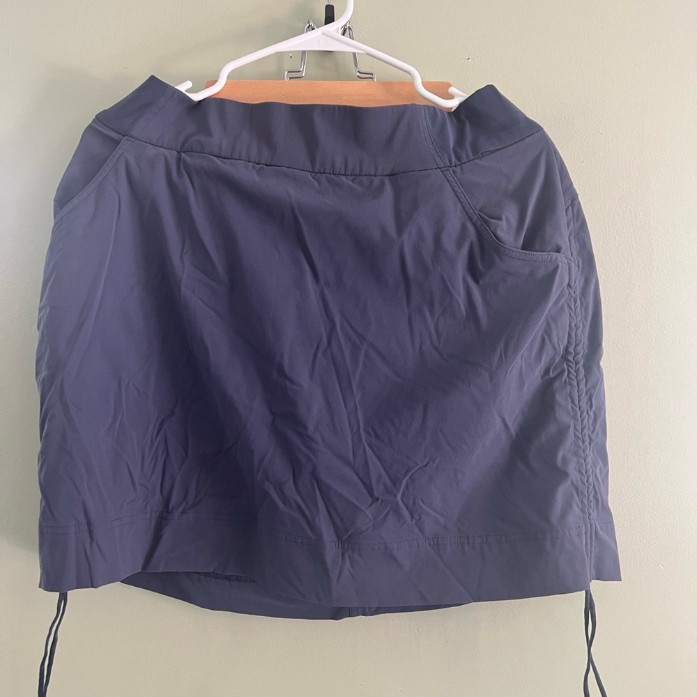Columbia Dark Blue Outerwear with Advanced Repellency